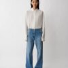 02 Jeans droit taille basse 02 Jeans droit taille basse
