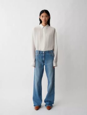 02 Jeans droit taille basse 02 Jeans droit taille basse