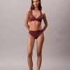 Bas de bikini moderne avec logo Bas de bikini moderne avec logo
