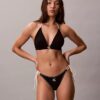 Bas de bikini à nouer sur les côtés avec monogramme graphique Bas de bikini à nouer sur les côtés avec monogramme graphique