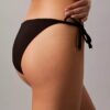 Bas de bikini uni à nouer sur les côtés