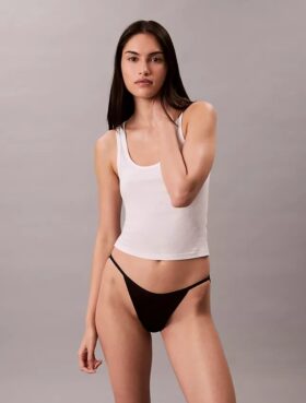 Bikini micro-string idéal