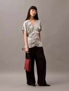 Blouse en satin froissé imprimé