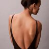Body minimaliste en maille mi-cuisse Body minimaliste en maille mi-cuisse