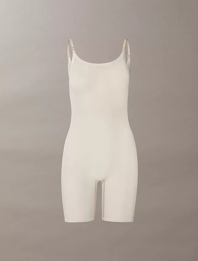 Body minimaliste en maille mi-cuisse Body minimaliste en maille mi-cuisse