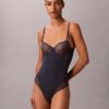 Body sensuel en dentelle extensible Body sensuel en dentelle extensible