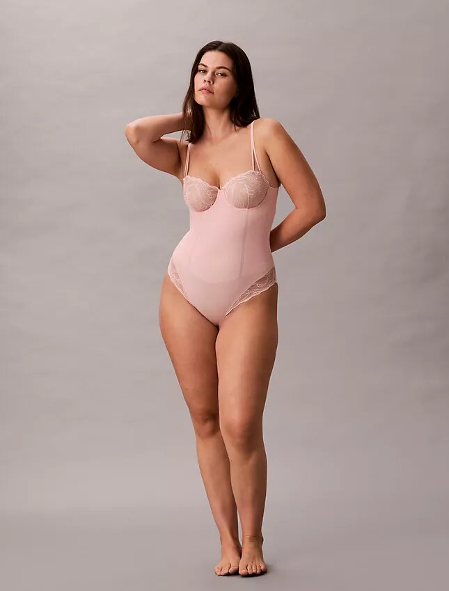 Body sensuel en dentelle extensible Body sensuel en dentelle extensible