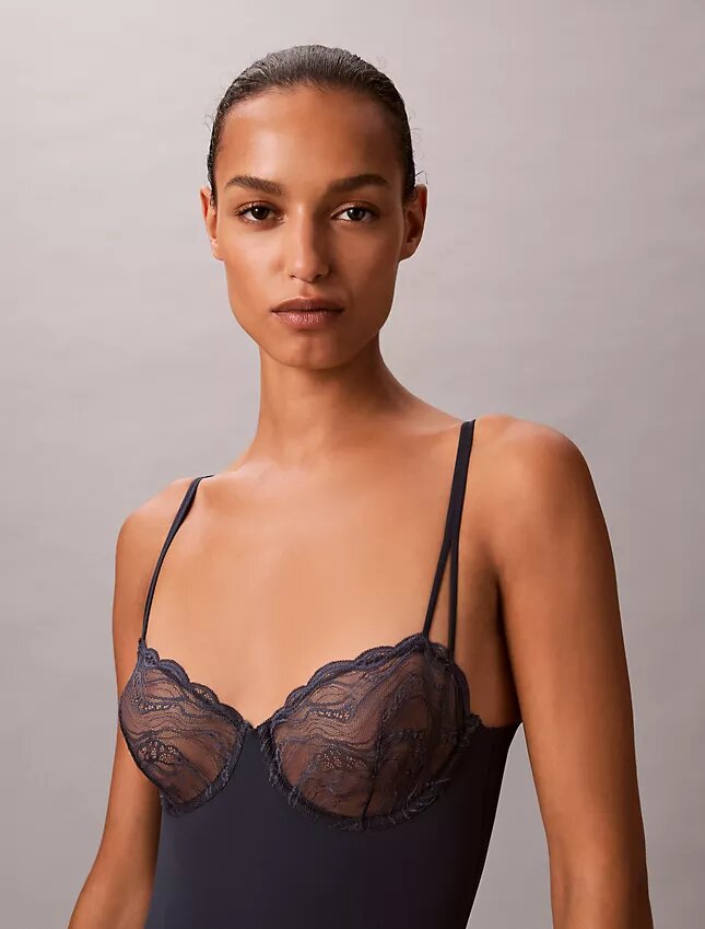 Body sensuel en dentelle extensible Body sensuel en dentelle extensible