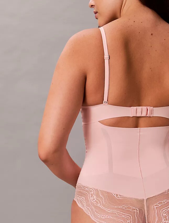 Body sensuel en dentelle extensible Body sensuel en dentelle extensible