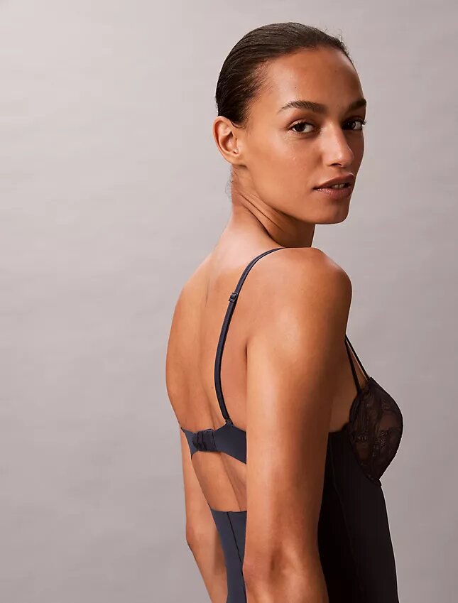 Body sensuel en dentelle extensible Body sensuel en dentelle extensible
