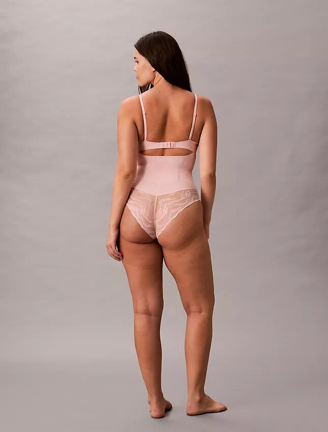 Body sensuel en dentelle extensible Body sensuel en dentelle extensible