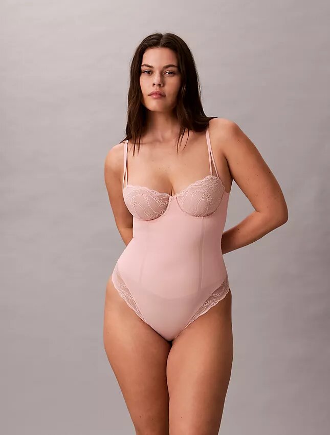Body sensuel en dentelle extensible Body sensuel en dentelle extensible
