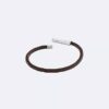Bracelet en cuir avec plaque d&rsquo;identification biseautée
