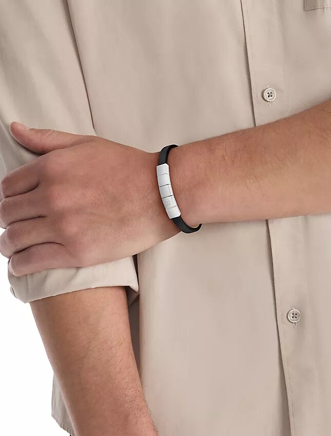 Bracelet Minimaliste à Carrés Bracelet Minimaliste à Carrés