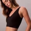Bralette à col en V légèrement doublée Invisibles Bralette à col en V légèrement doublée Invisibles