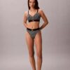 Bralette en microfibre extensible à motif Monogram, légèrement doublée Bralette en microfibre extensible à motif Monogram, légèrement doublée