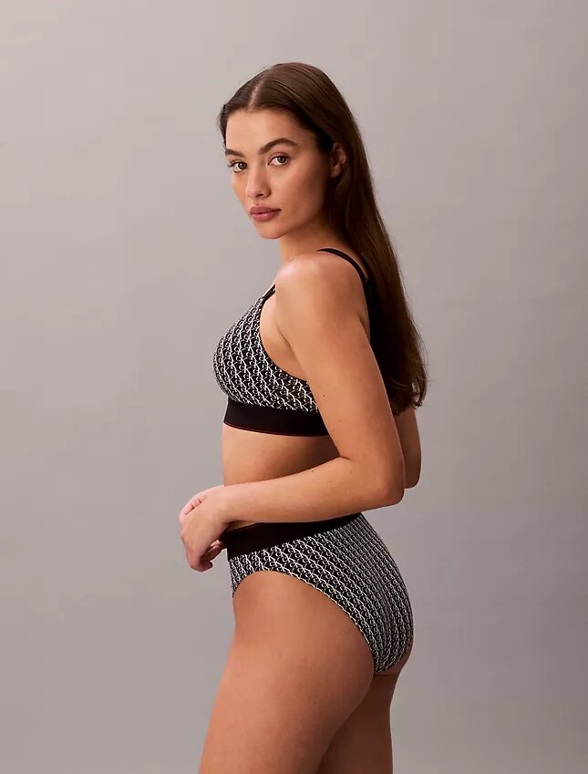 Bralette en microfibre extensible à motif Monogram, légèrement doublée Bralette en microfibre extensible à motif Monogram, légèrement doublée