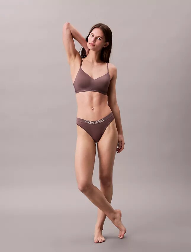 Bralette Form to Body légèrement doublée Bralette Form to Body légèrement doublée