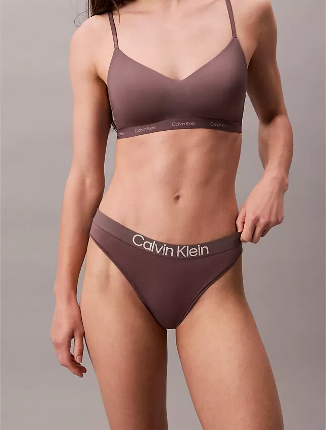Bralette Form to Body légèrement doublée Bralette Form to Body légèrement doublée