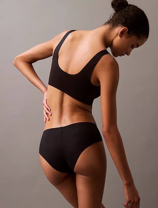 Bralette légèrement doublée avec armatures en gel Invisibles Bralette légèrement doublée avec armatures en gel Invisibles