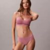 Bralette légèrement doublée Form to Body Bralette légèrement doublée Form to Body
