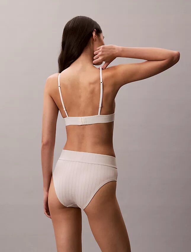 Bralette triangle Heritage Classic en Cotton Stretch légèrement doublée Bralette triangle Heritage Classic en Cotton Stretch légèrement doublée