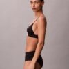 Bralette triangle Heritage Classic en Cotton Stretch légèrement doublée Bralette triangle Heritage Classic en Cotton Stretch légèrement doublée