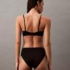 Bralette triangle légèrement doublée Form to Body Bralette triangle légèrement doublée Form to Body