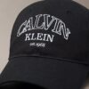Casquette avec logo incurvé Casquette avec logo incurvé