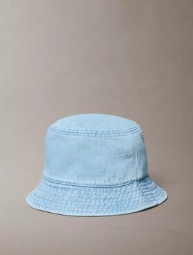 Casquette bucket en denim délavé avec logo brodé