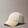 Casquette de baseball avec logo brodé contrasté Casquette de baseball avec logo brodé contrasté