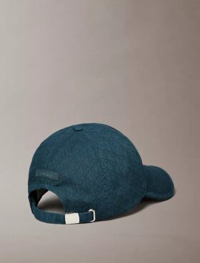 Casquette de baseball avec logo emblématique sur toute la surface