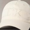Casquette de baseball avec logo Monogram Varsity Casquette de baseball avec logo Monogram Varsity