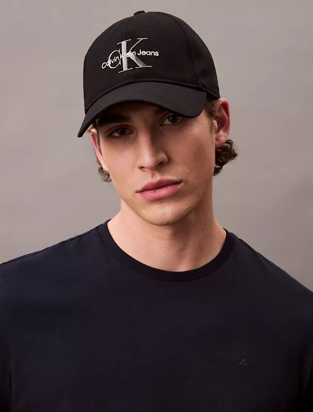 Casquette de baseball brodée Monologo Casquette de baseball brodée Monologo
