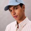 Casquette de baseball en Denim délavé avec logo brodé Casquette de baseball en Denim délavé avec logo brodé