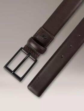 Ceinture à boucle de harnais avec logo en relief