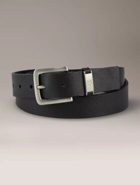 Ceinture à boucle de harnais en cuir
