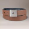 Ceinture réversible avec plaque logo carrée Ceinture réversible avec plaque logo carrée