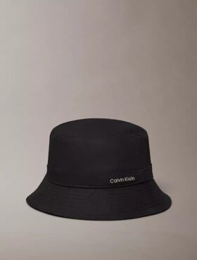 Chapeau bob en sergé de coton