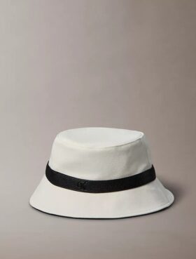 Chapeau bob en toile Chapeau bob en toile