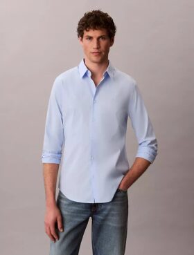 Chemise ajustée stretch à boutons