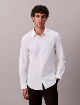 Chemise ajustée stretch à boutons