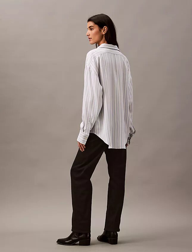Chemise ample en viscose boutonnée Chemise ample en viscose boutonnée