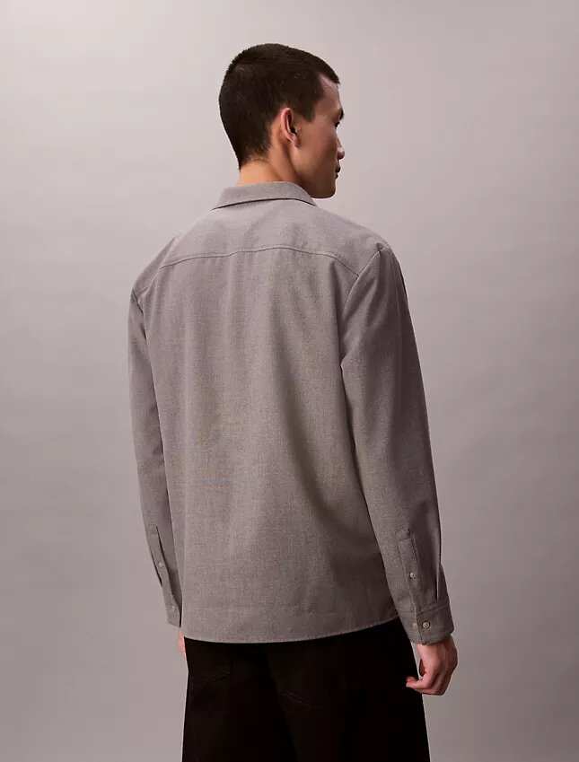 Chemise boutonnée ample en laine mélangée Chemise boutonnée ample en laine mélangée