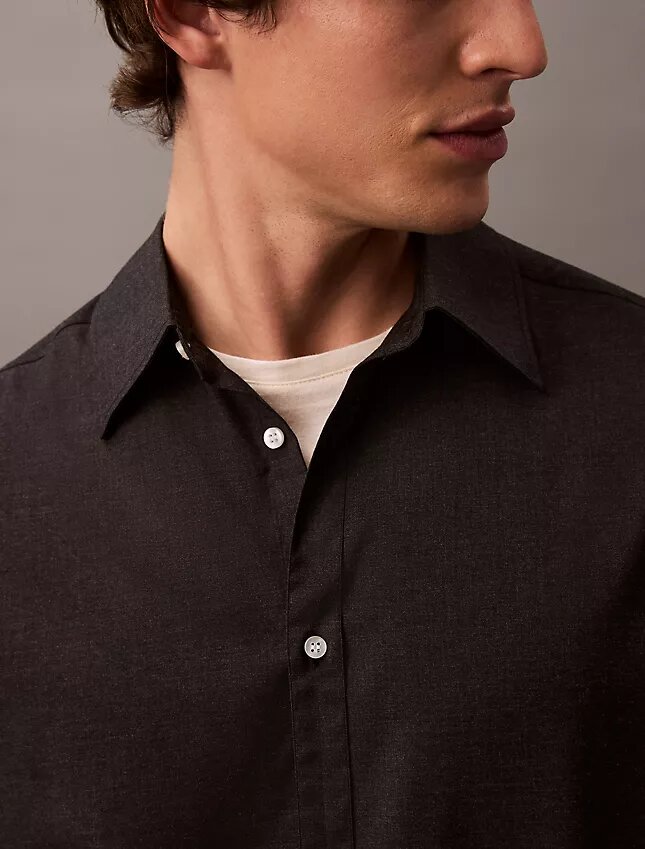 Chemise boutonnée ample en mélange de laine Chemise boutonnée ample en mélange de laine