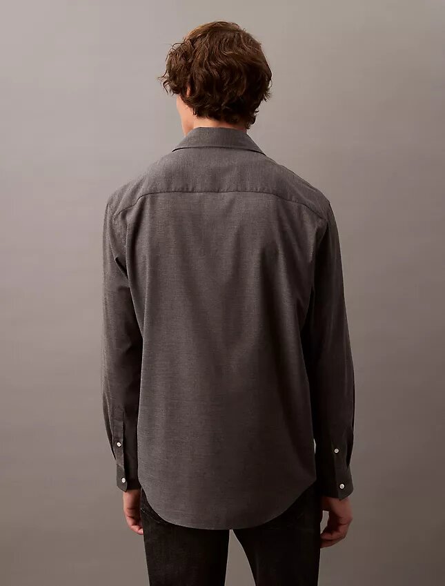 Chemise boutonnée ample en mélange de laine Chemise boutonnée ample en mélange de laine