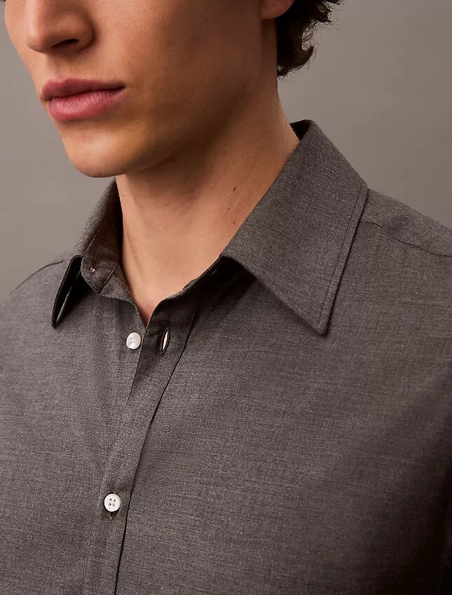 Chemise boutonnée ample en mélange de laine Chemise boutonnée ample en mélange de laine