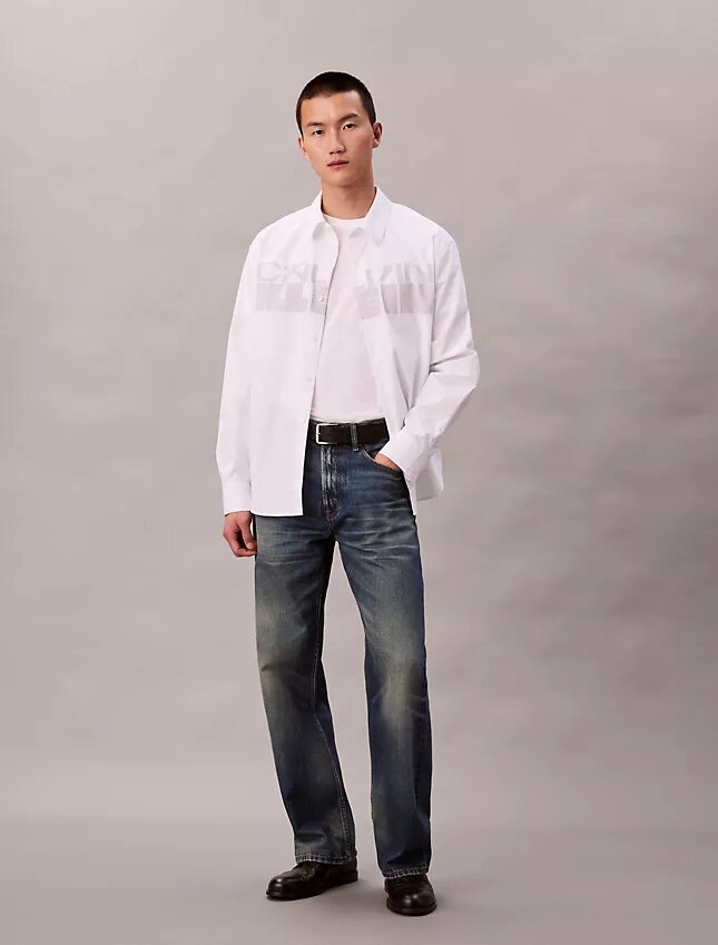 Chemise boutonnée ample en popeline avec logo graphique Chemise boutonnée ample en popeline avec logo graphique