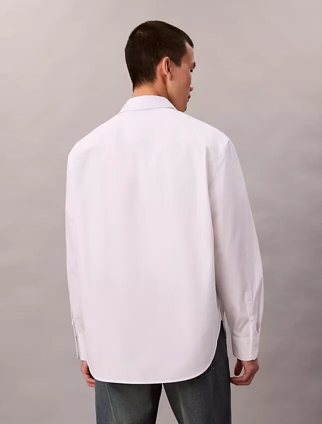 Chemise boutonnée ample en popeline avec logo graphique Chemise boutonnée ample en popeline avec logo graphique