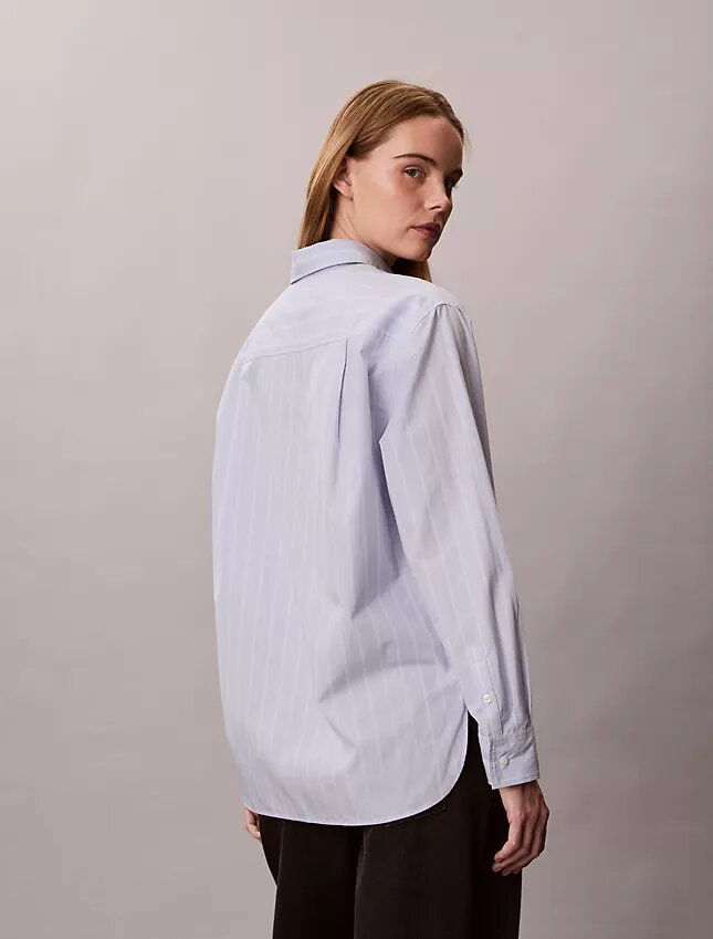 Chemise boutonnée ample en popeline de coton Chemise boutonnée ample en popeline de coton